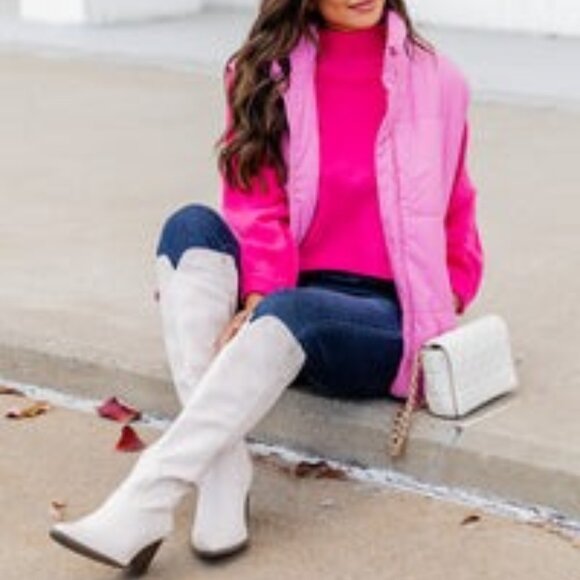 Pink Lily My Eyes on You Pink Oversized Puffer Vest Small Like New - Picture 4 of 10